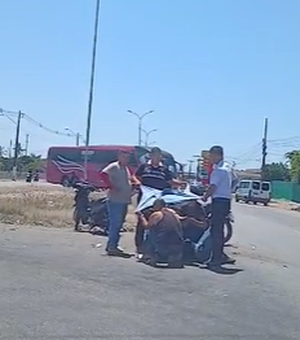 Colisão entre veículos deixa homens feridos na AL-220, em Arapiraca