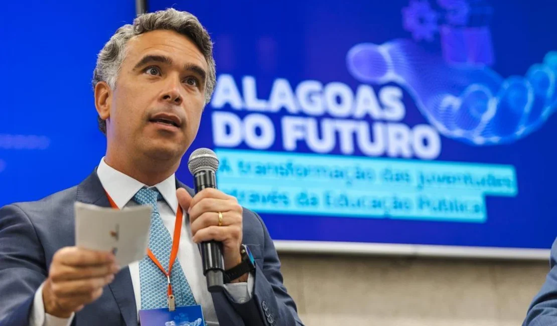 Deputado Federal Rafael Brito garante continuidade do pé-de-meia