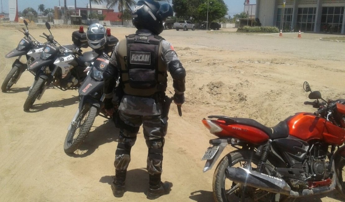 Moto roubada é recuperada por policiais da Rocam