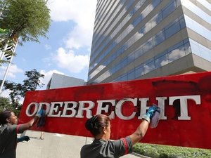 Odebrecht tenta acordo simultâneo no Brasil e nos EUA