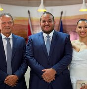 Fernando Henrique Cavalcante toma posse como prefeito de Matriz de Camaragibe