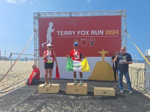 [Vídeo] Atleta Carminha traz ouro para Arapiraca em competição no Rio de Janeiro