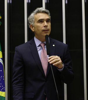 Rafael Brito vê avanço na regra de transição da PEC 6x1 e reforça urgência da votação no Senado