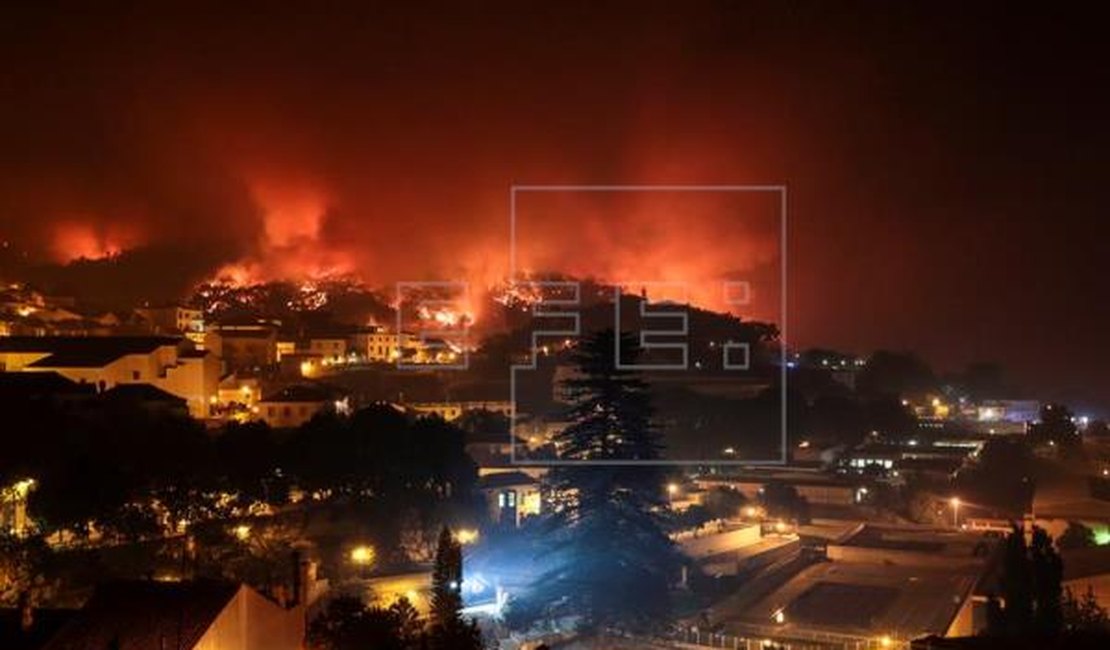 Incêndio deixa 44 feridos em Portugal
