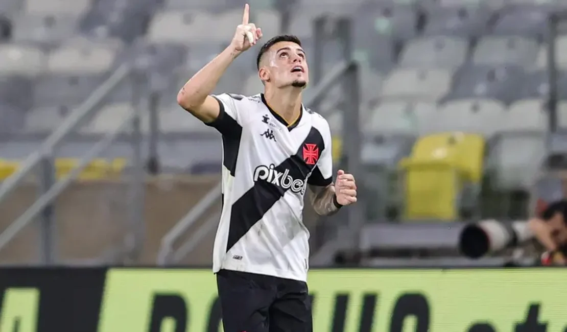 Gabriel Pec se consolida como protagonista no Vasco e alcança números expressivos no Brasileirão