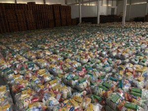Governo inicia entrega de 200 mil cestas básicas aos municípios alagoanos 