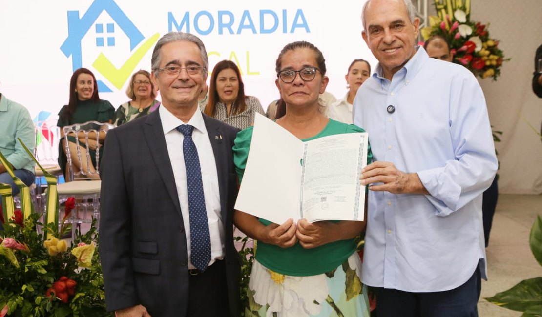 Moradia Legal beneficia 53 famílias com o título de seus imóveis em Quebrangulo