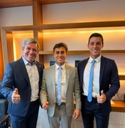 'Em Alagoas temos dois caras maneiraço': Nikolas Ferreira elogia Cabo e Caio Bebeto