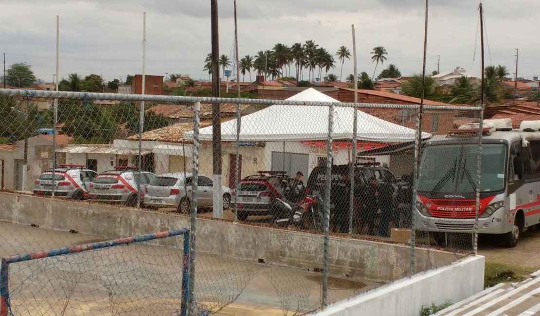 Bairro mais violento de Arapiraca é ocupado pela polícia e recebe serviços de acolhimento