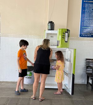 Geladeira Literária da CBTU Maceió necessita urgente de doação de livros