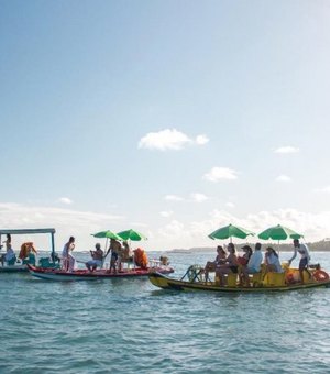 Turismo cresce e pescadores fundam Associação dos Jangadeiros