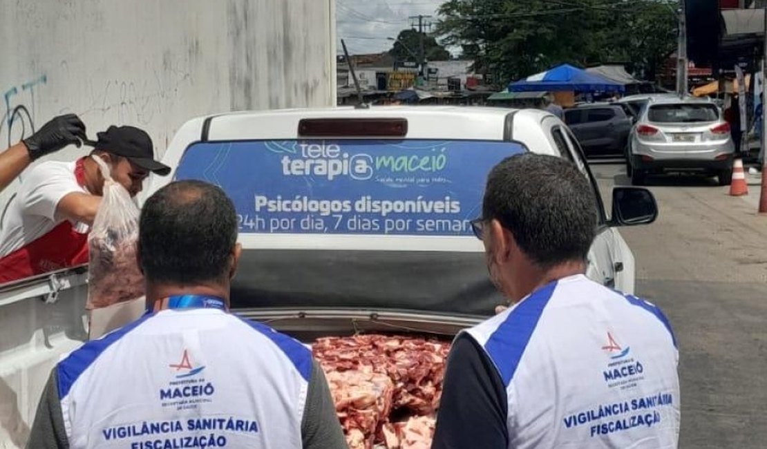 Vigilância Sanitária recolhe 120kg de carne estragada na feira do Tabuleiro