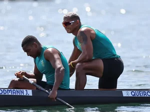 Isaquias Queiroz e Jacky Godmann decepcionam, e Brasil fica em último na canoagem