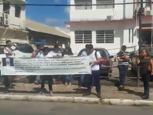 [Vídeo] Aptos no concurso da PM de AL, em 2017, protestam por nomeação