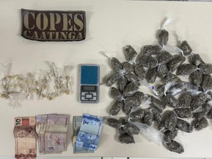 Jovem é presa com 29 pedras de crack no município de Major Izidoro