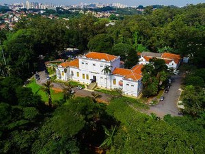 Instituto Butantan faz testes de soro em animais para tratar covid-19