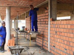 Obras de infraestrutura empregam mais de 3.200 pessoas em Alagoas