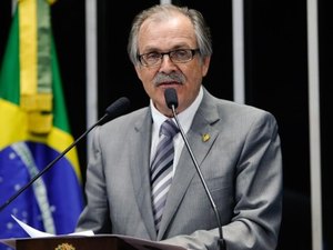 Orçamento de 2019 exclui reajuste salarial para servidores