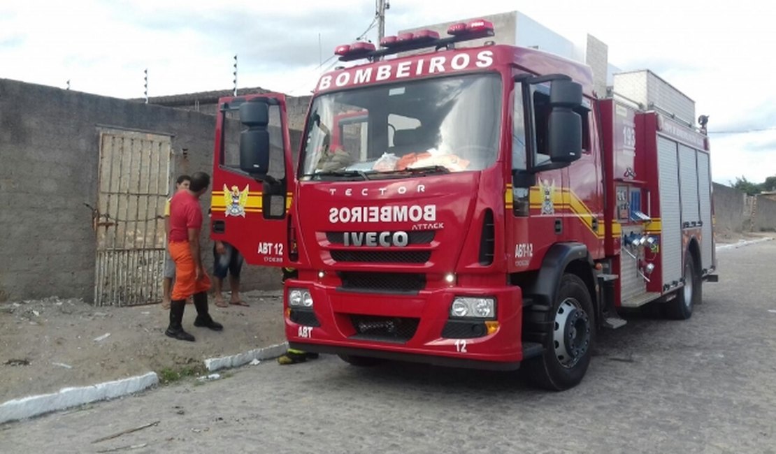 Foco de incêndio assusta moradores de Arapiraca