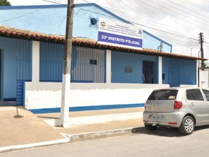 Polícia Civil prende acusados de executar taxista a golpes de faca no interior