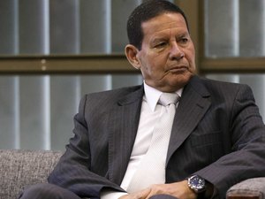 Mourão vê censura do STF a revista e diz que falta bom senso ao Judiciário no caso