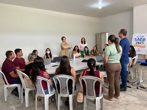 Tainá Veiga participa de reunião com equipe pedagógica para definir alinhamentos sobre o SAEB 2023