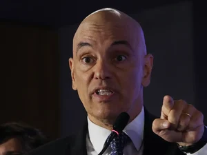 'Verdade prevaleceu', diz Moraes sobre fim de sanções dos EUA