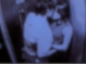 Casal é flagrado fazendo sexo em elevador de prédio no Farol; PM é acionada