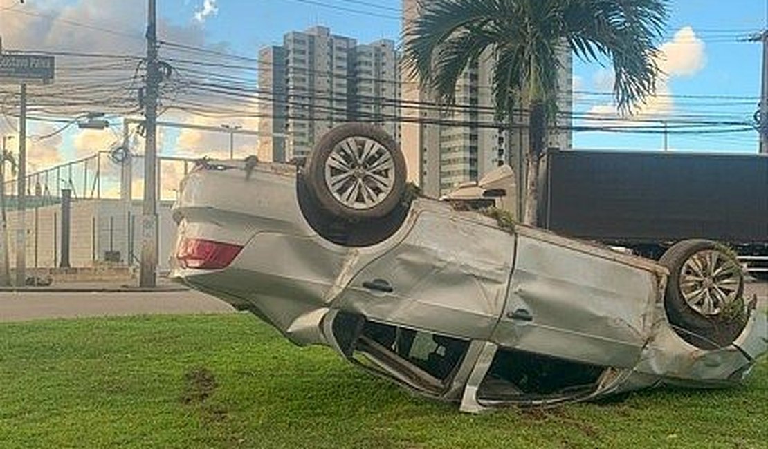 Detran-AL promove ação inusitada de conscientização ao combate de acidentes de trânsito