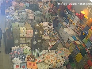 [Vídeo] Câmera de videomonitoramento flagra dupla furtando loja no Centro de Arapiraca