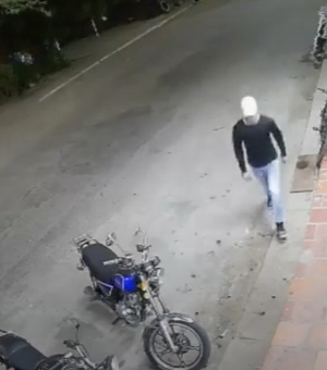 [Vídeo] O homem joga granada em bar e deixa oito feridos em cidade da Venezuela