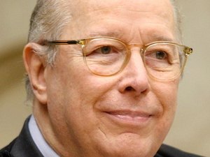 Aos 74 anos, Celso de Mello se aposenta do Supremo Tribunal Federal