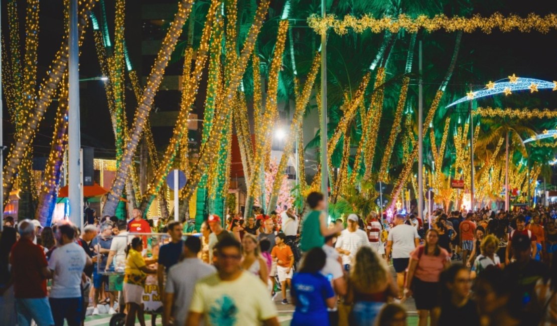 Iluminação cênica do Natal de Todos Nós, em Maceió, segue até quinta (15)