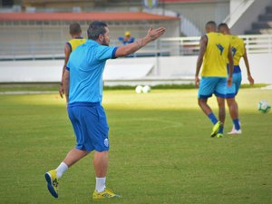 Depois de triunfo em cima do Corinthians, titulares do CSA ganham folga