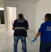 Manchas de sangue são encontradas na casa da garçonete achada morta em geladeira em Maceió