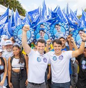 Daniel Barbosa reforça presença política em Maceió com adesivaço no Benedito Bentes