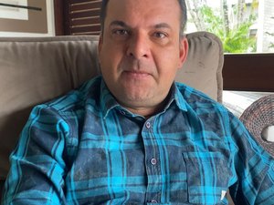 “Artistas locais também precisam levar o sustento para suas casas”, diz Francisco Sales