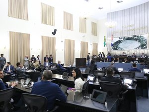 Assembleia Legislativa aprova bonificação para profissionais da Educação de Alagoas