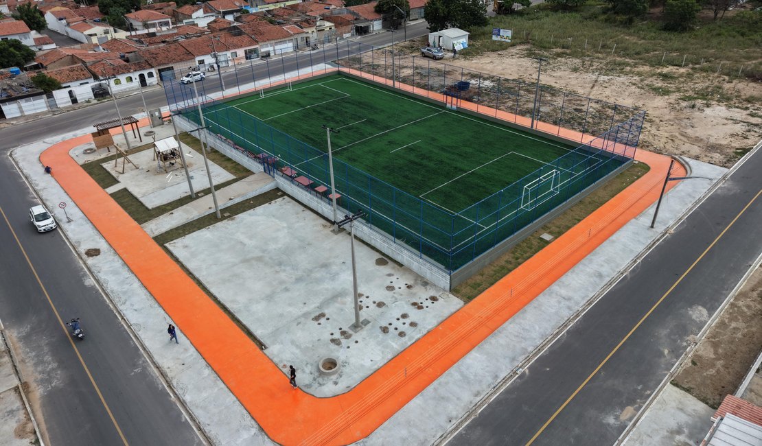 Com obras quase 100% finalizadas, Primeiro Centro Esportivo Comunitário de Delmiro Gouveia será inaugurado nos próximos dias