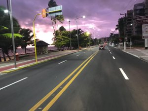 Prefeitura segue com sinalização horizontal na orla de Maceió