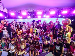 UM ENCANTO DE NATAL: Cortejo natalino marca o início dos festejos pelas ruas de Rio Largo