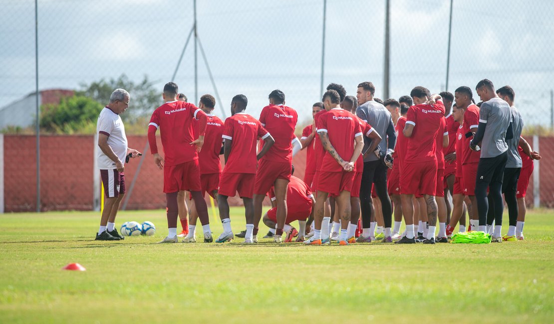 CRB é o clube com mais chances de ser rebaixado para Série C; veja números