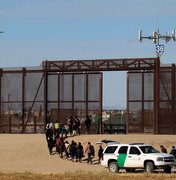Criança detida por agentes americanos morre na fronteira