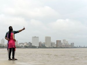 Cidade indiana proíbe selfie após jovem morrer
