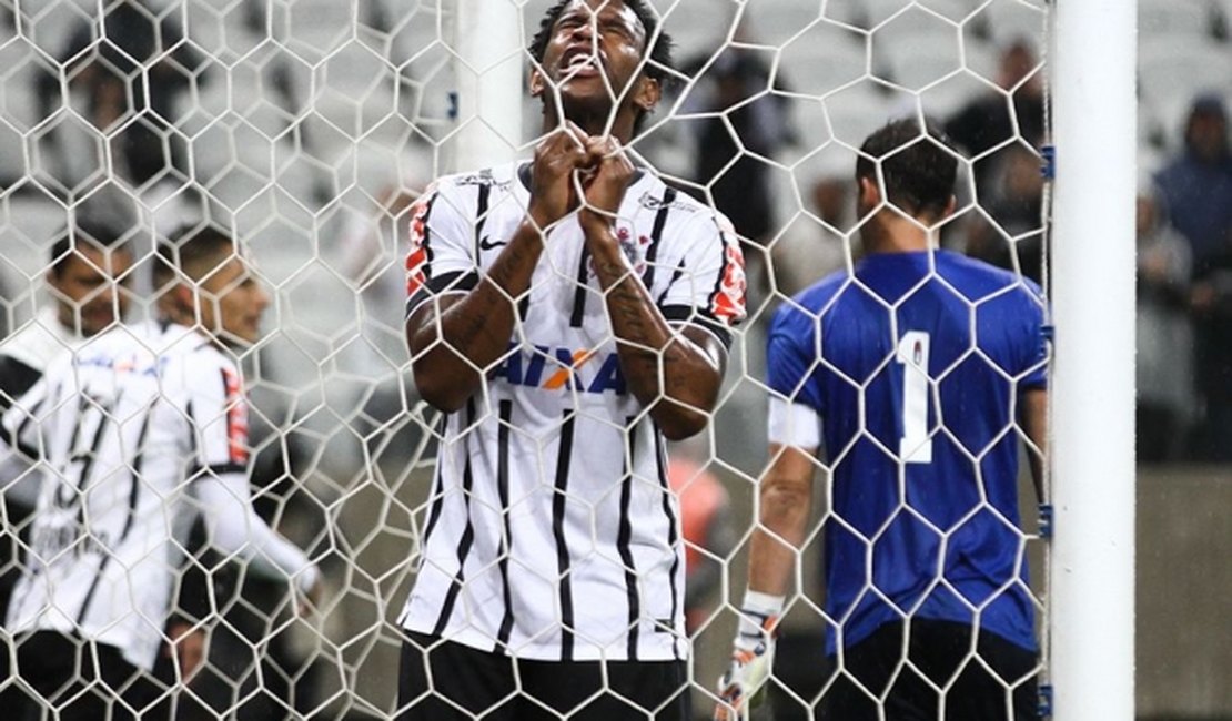 Corinthians empata com Bahia no Itaquerão