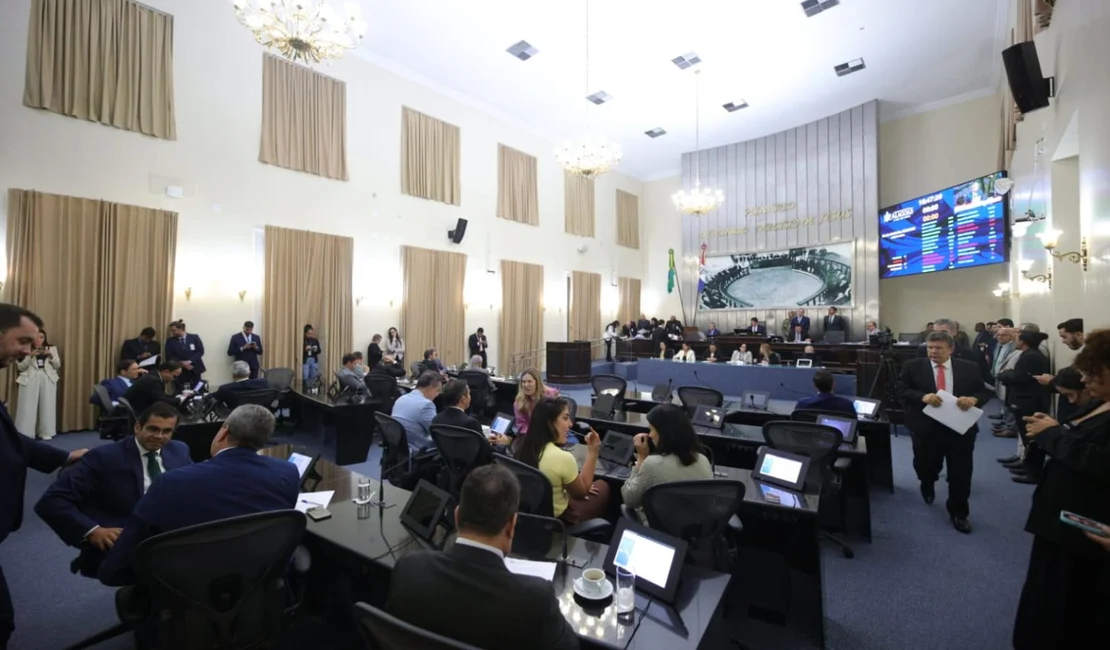 Assembleia Legislativa aprova reajuste de 4,83% para servidores públicos estaduais