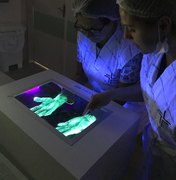Hospital implanta equipamento para sensibilização da higienização básica da mão