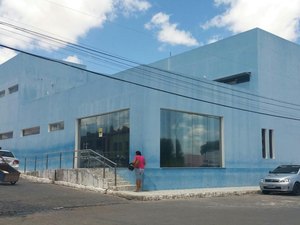 Prefeitura paga terço de férias para servidores da Educação