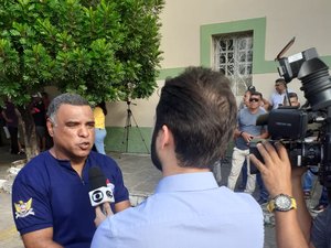 Militares tentam chamar atenção de deputados