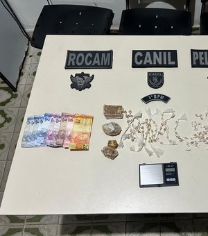 Polícia escontra crack escondido em descarga de banheiro e três pessoas são detidas em Arapiraca
